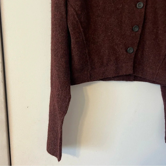 Peruvian Connection Sweater - Picture 2 of 9